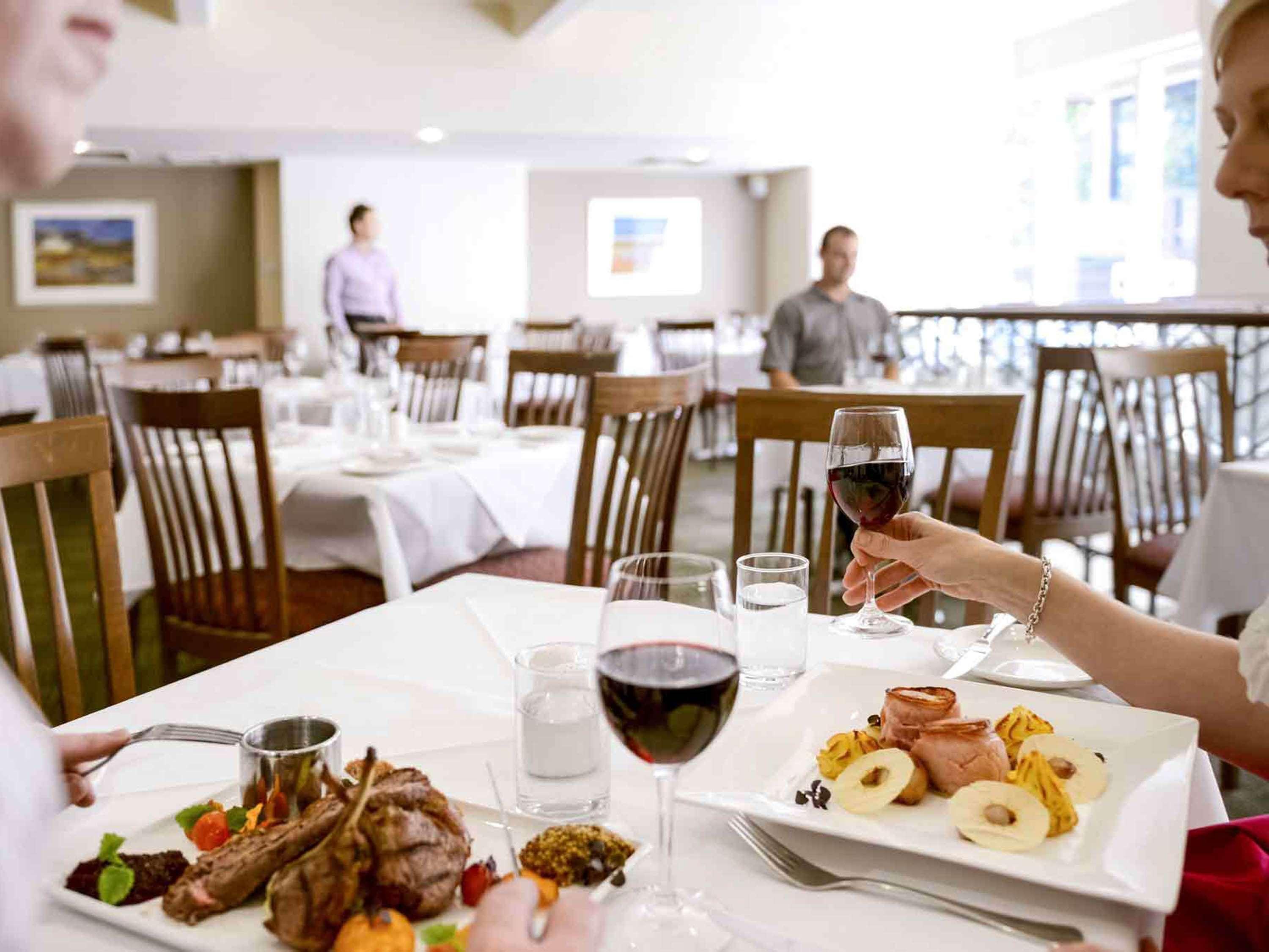 Grosvenor Hotel Adelaide Esterno foto